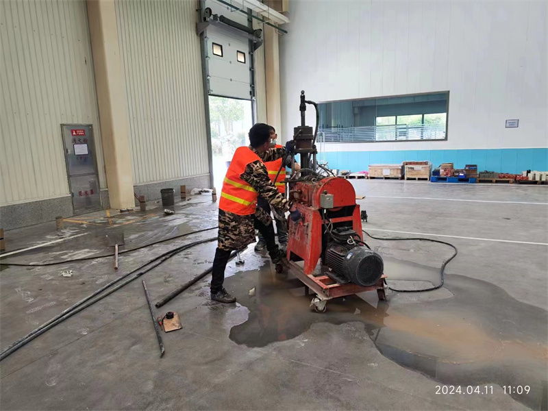 莱阳厂房地面下沉塌陷注浆加固施工